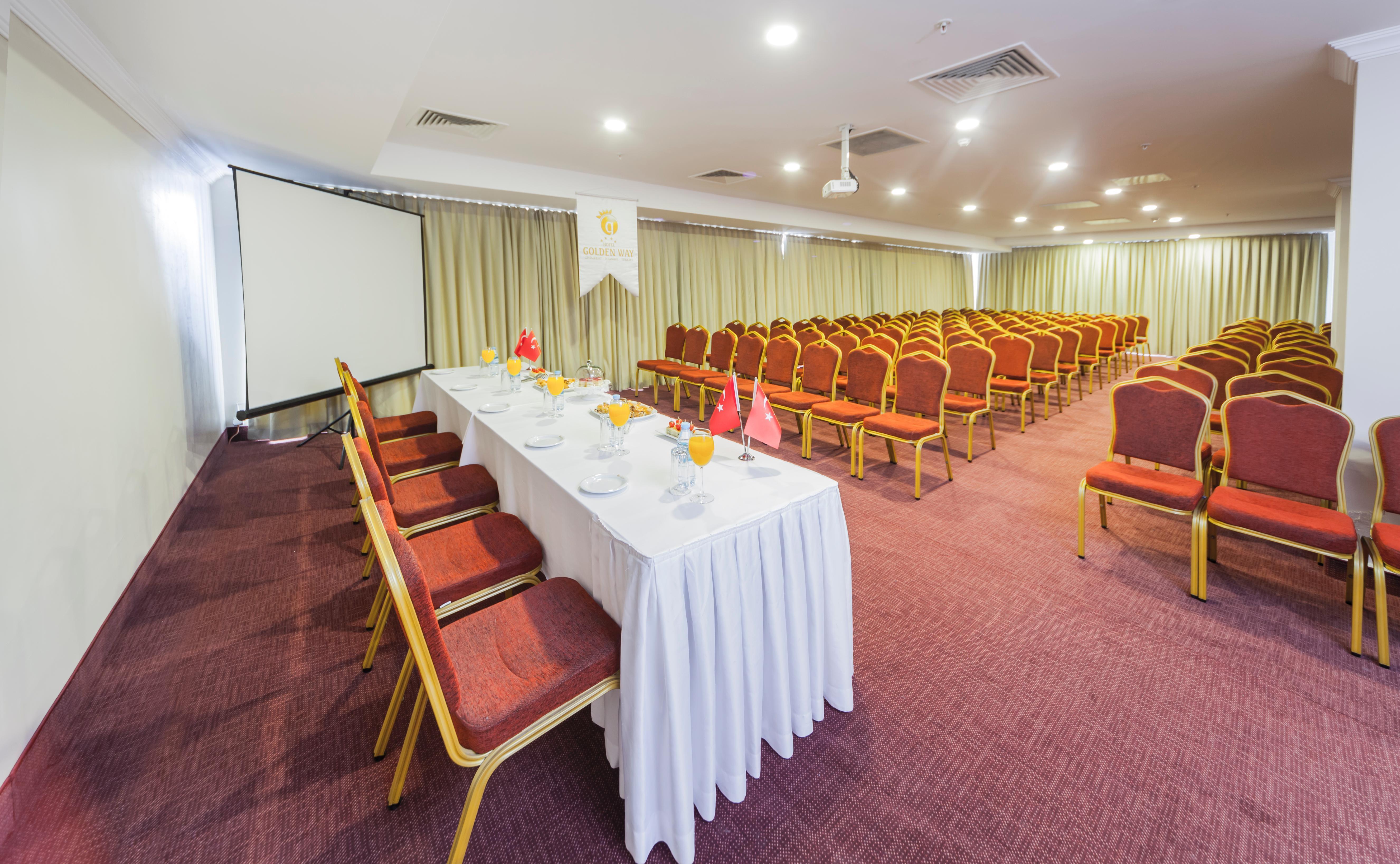 Hotel Golden Way Giyimkent — Fotoğraflar 1
